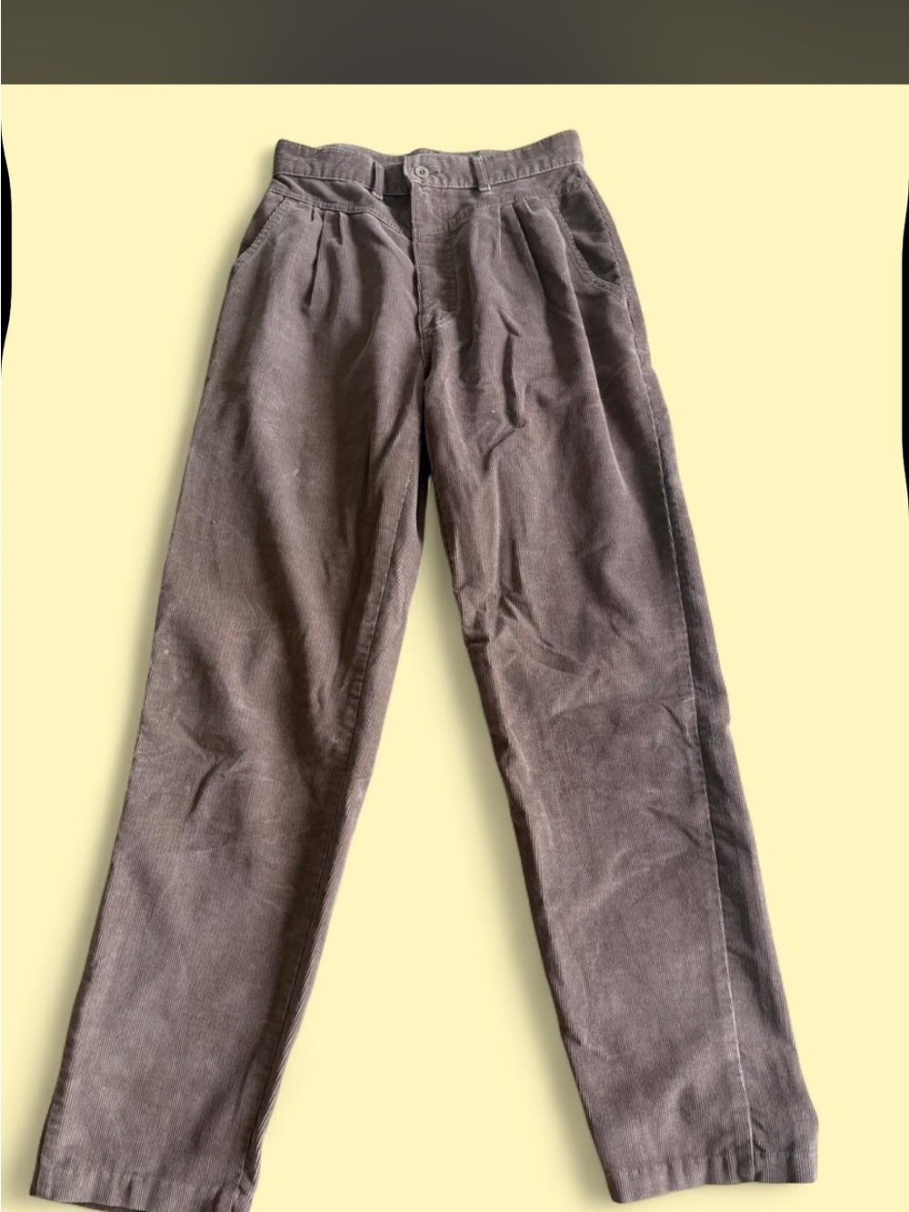 Vintage women’s Lee Corduroy Trousers in Brown — Classic Straight Fit